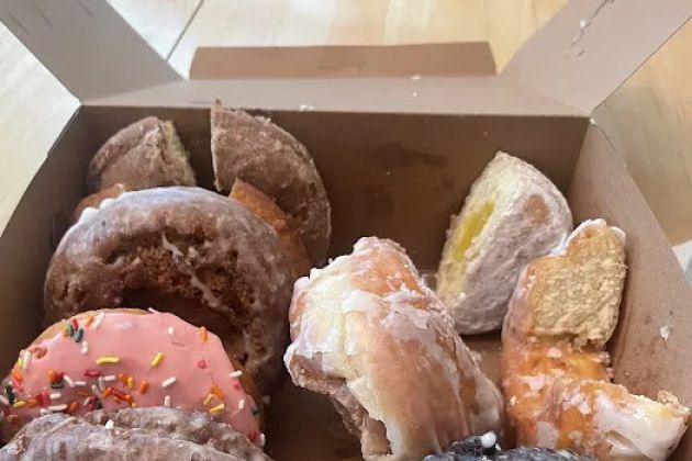 Hole In One Donuts and Coffee Rockland