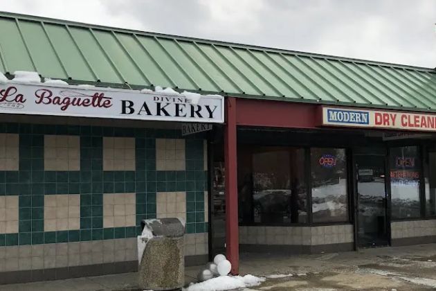 La Baguette Divine
