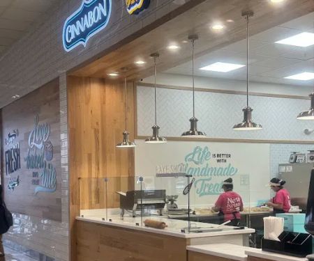 Cinnabon