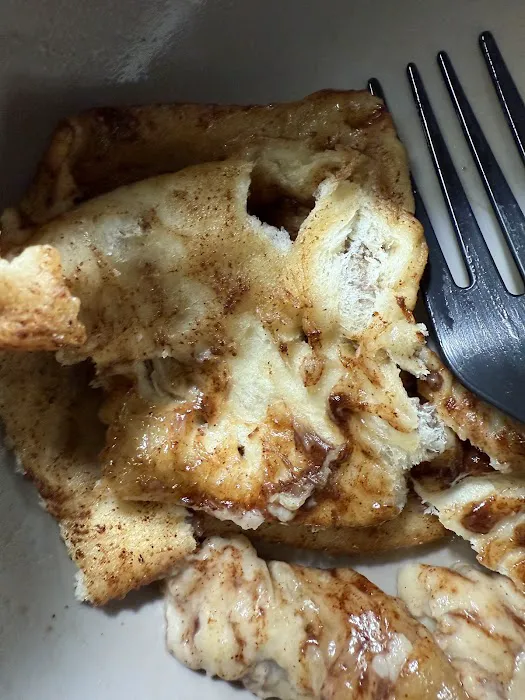 Cinnabon Picture 5