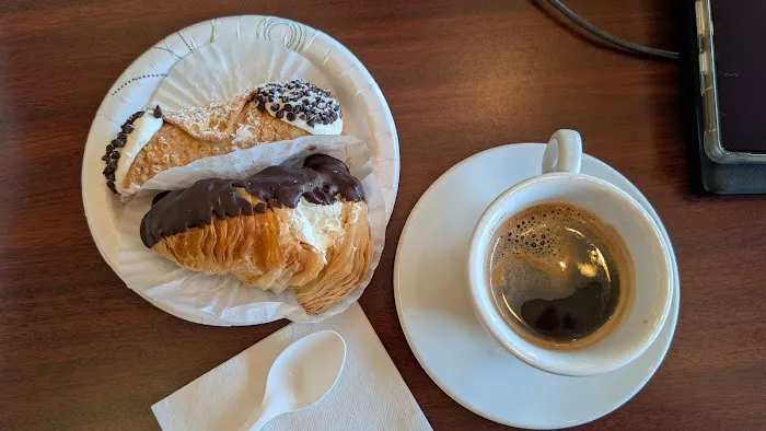Gerardo's Italian Bakery Picture 2