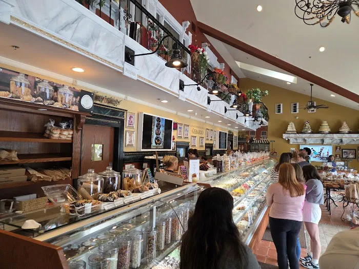 Gerardo's Italian Bakery Picture 3