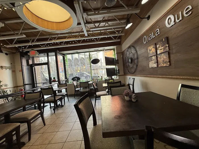 La Central Bakery & Cafe Picture 2