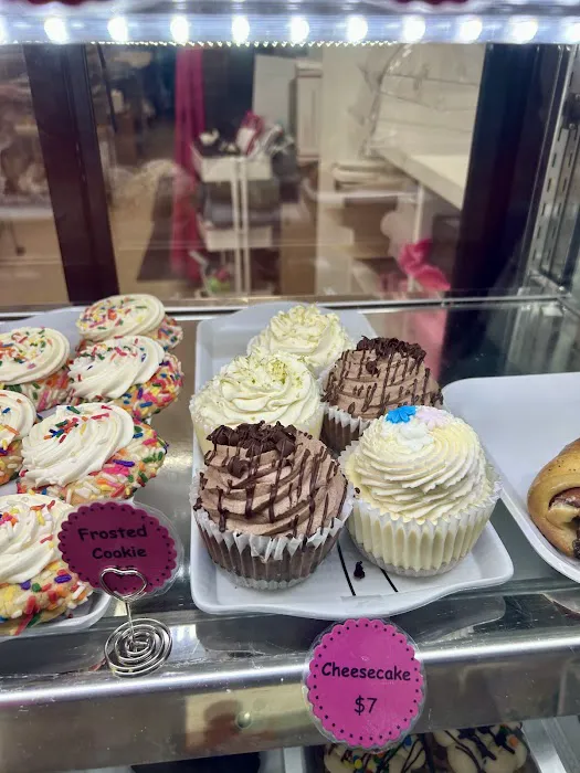 Yummy Mummy Bakery Picture 3