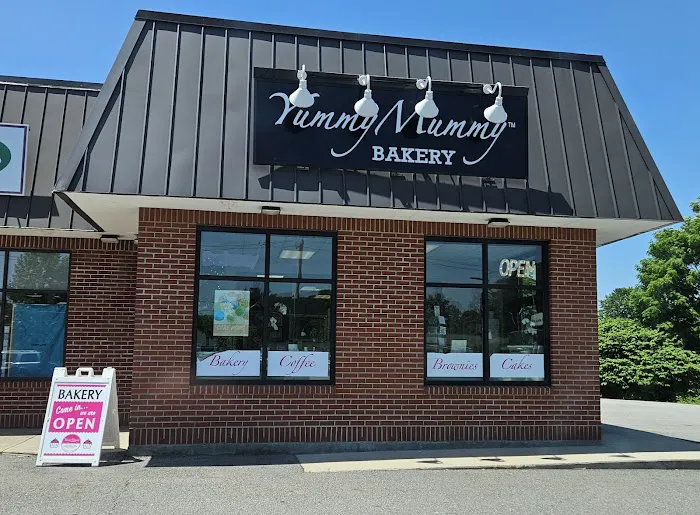 Yummy Mummy Bakery Picture 10