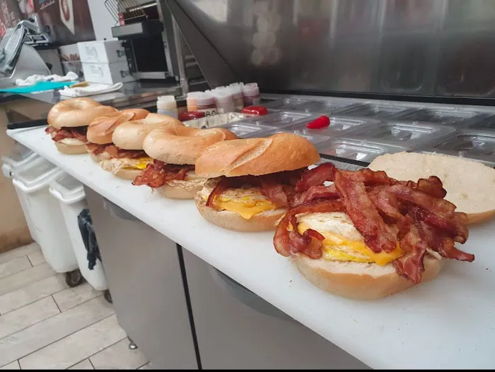 Bagel Bros 2 Picture 10