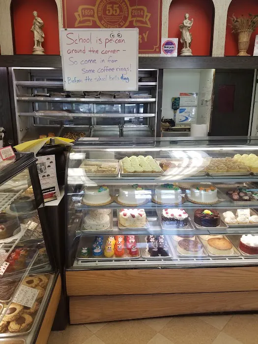 Reinholds Quality Bakery Picture 4