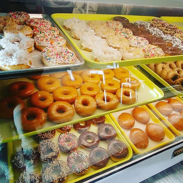 Donut King Picture 6