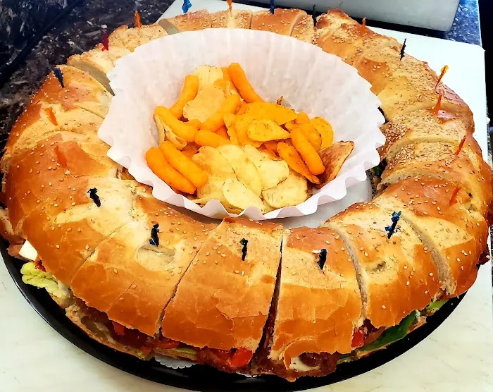 Paramus Bagels & Deli Picture 6