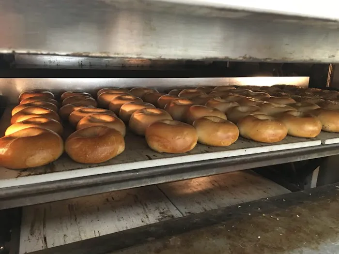 Perrys Bagel Cafe Picture 3