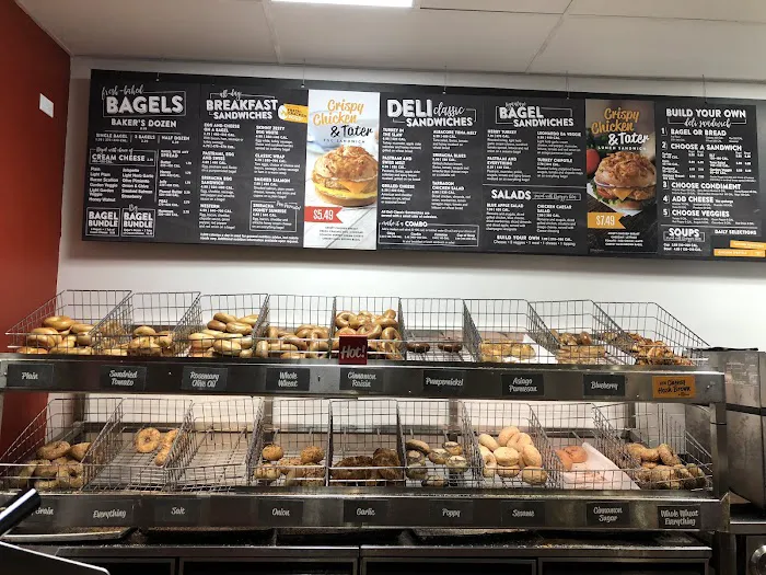 Bruegger's Bagels Picture 10