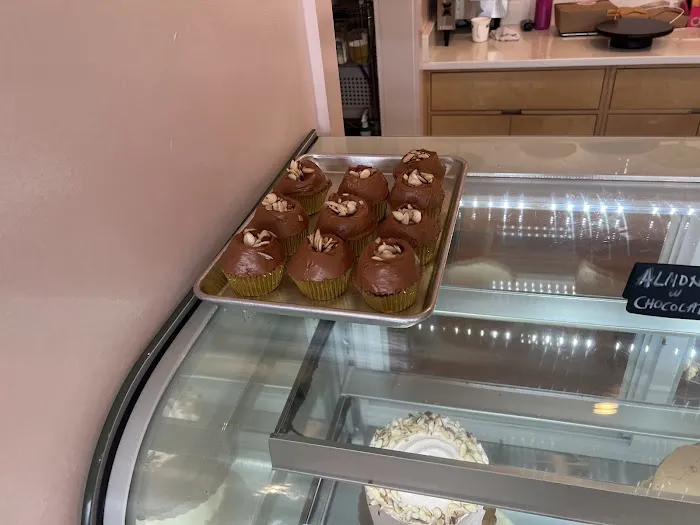 Cake Connections Picture 7