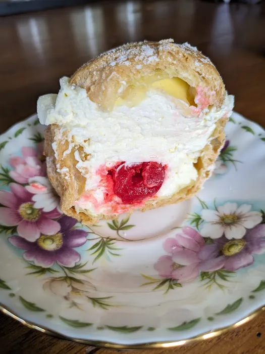 Pasticcini Gourmet Bakery Picture 4