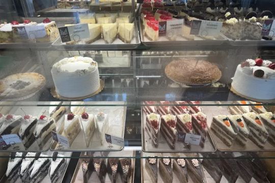 Miau2019s Brooklyn Bakery