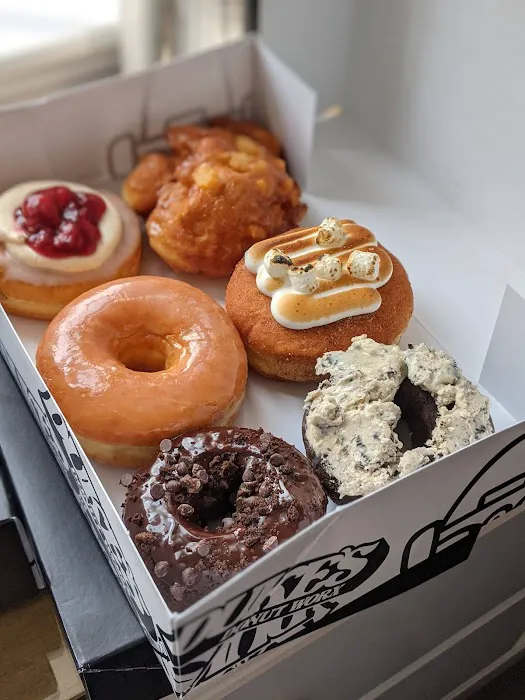 Duke's Donut Worx Picture 7