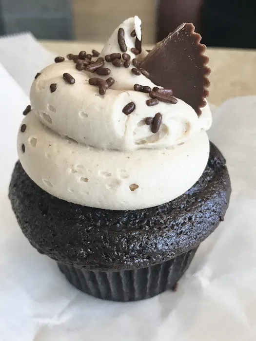 Cupcake Charlie's Picture 4