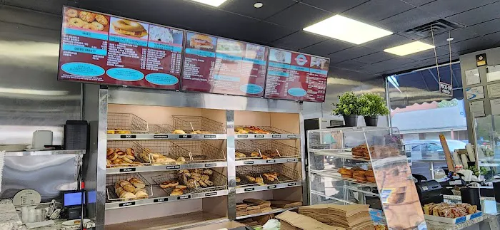 Cafe Fresh Bagel Picture 1