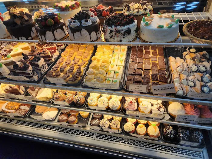 La Luce Pastry Shop Picture 1