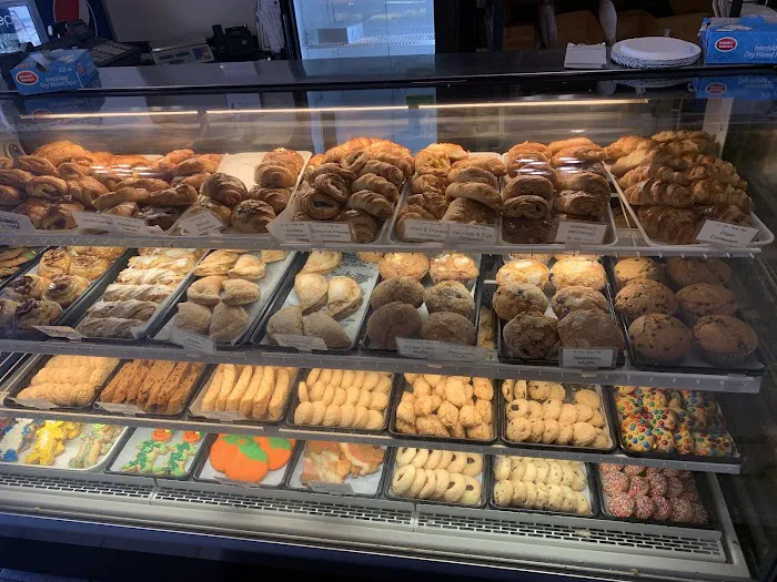 La Luce Pastry Shop Picture 6