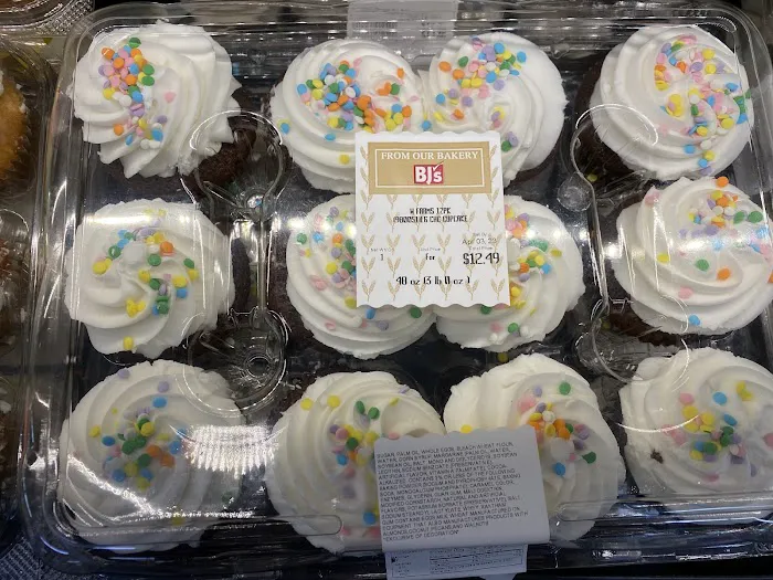 BJ's Bakery Picture 3