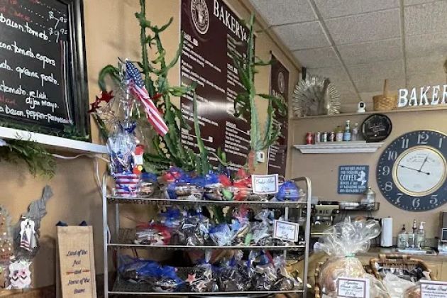 Festive Breads Bakery, Cafe', Gift Baskets