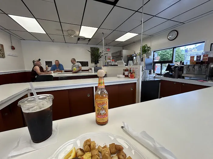 Lov'n Donuts Diner you'll Love Picture 4