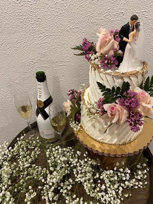 Mera’s Cakes Inc Picture 5