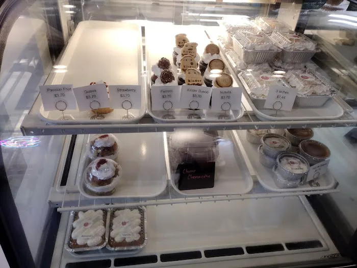 Mera’s Cakes Inc Picture 6