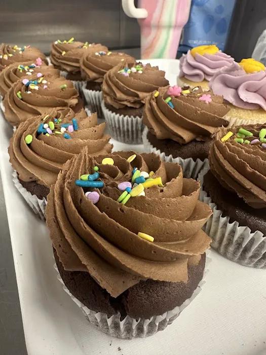 Evie Cakes Picture 7