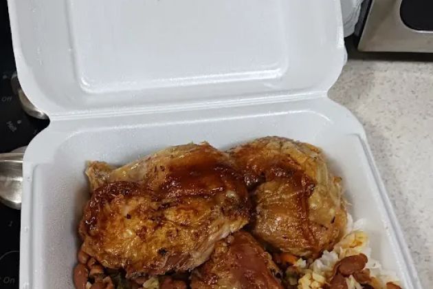 La Reyna Bakery