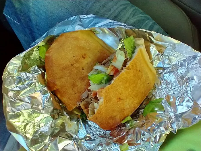La Reyna Bakery Picture 6