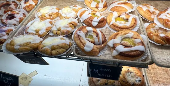 Dutch Kitchen Bake Shop & Deli Picture 7