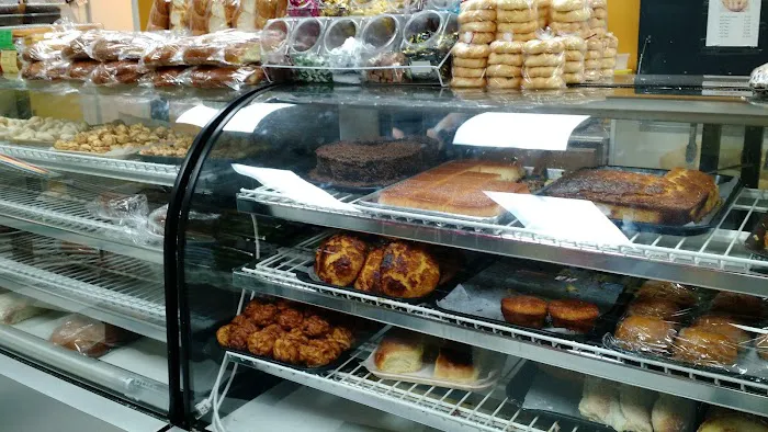 Delanas Bakery Picture 6