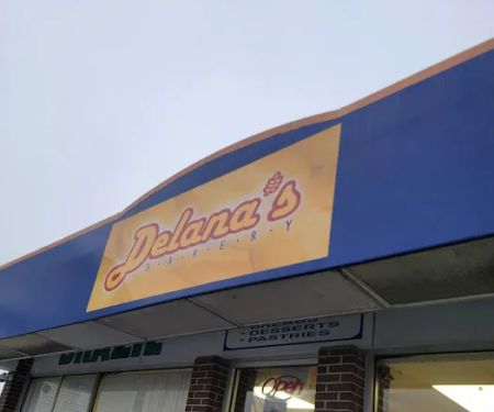 Delanas Bakery