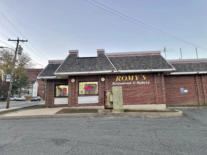Romy's Bakery And Restaurant Picture 4