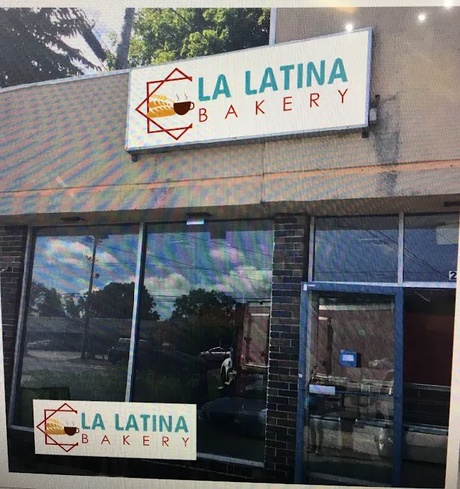 La Latina Bakery Picture 4