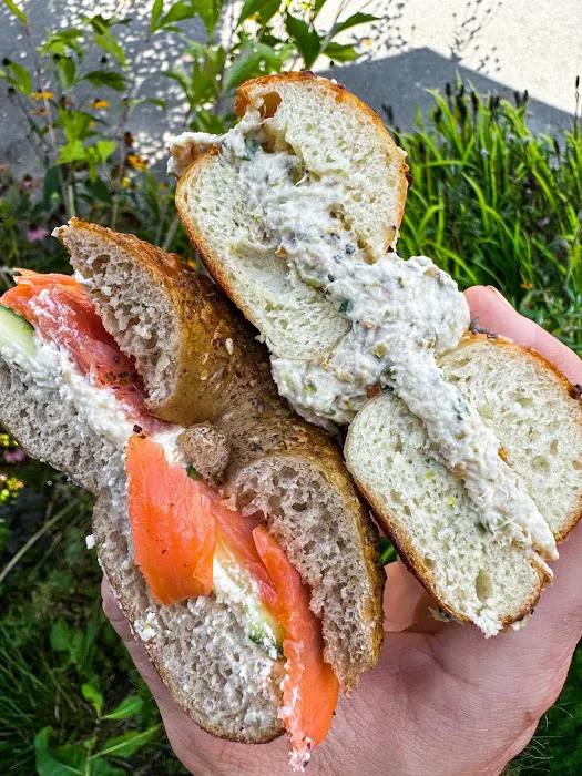 Grizzly Bagels Picture 5