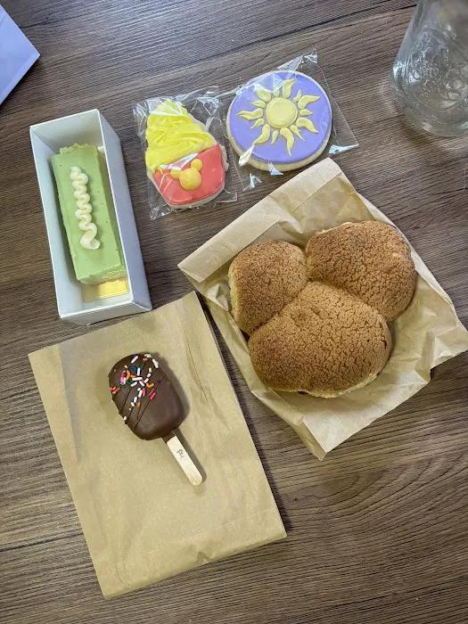 wish upon a pastry Picture 1