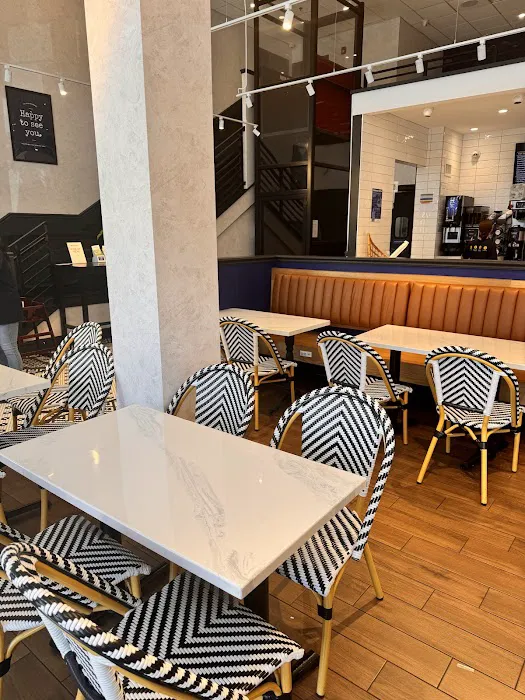 Paris Baguette Picture 1