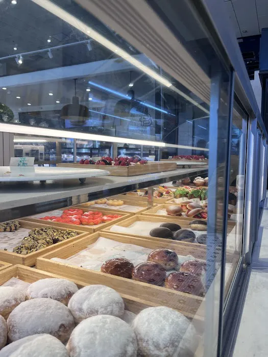 Paris Baguette Picture 3