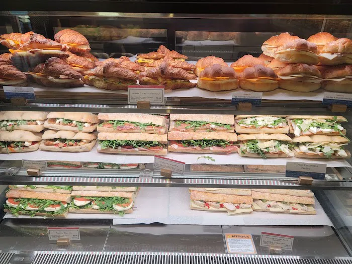 Paris Baguette Picture 4