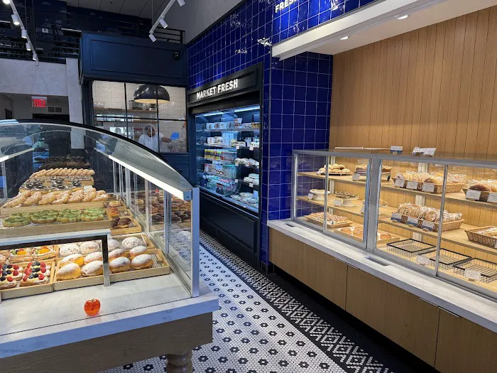 Paris Baguette Picture 9