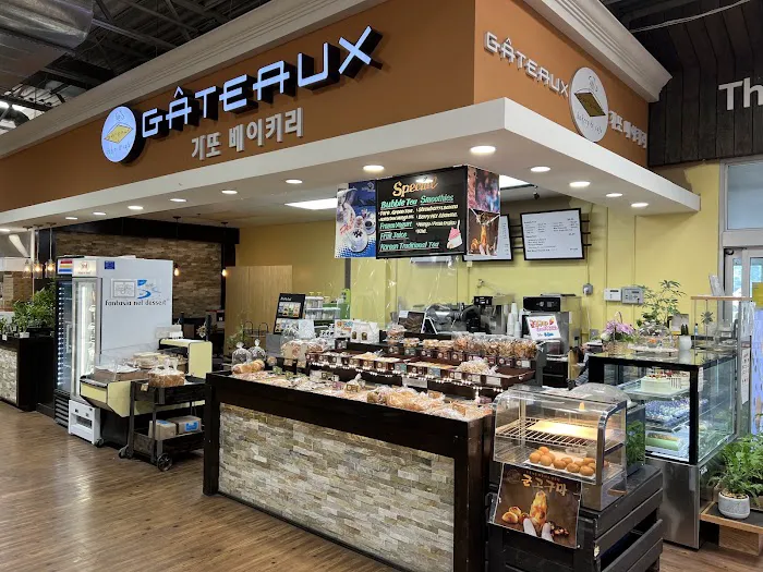 GATEAUX Bakery Picture 9
