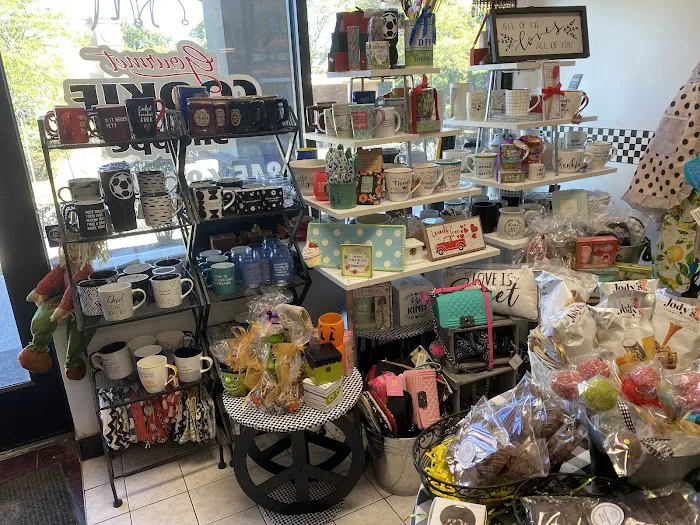 Aunt Mia's Gourmet Cookie & Gift Shoppe Picture 4