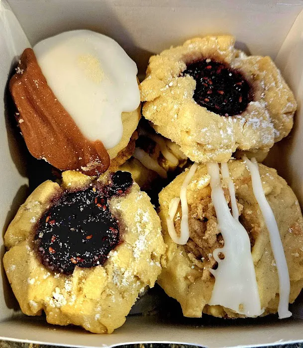 Aunt Mia's Gourmet Cookie & Gift Shoppe Picture 10