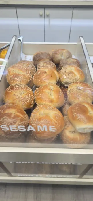 Kinderkamack Hot Bagels Picture 5