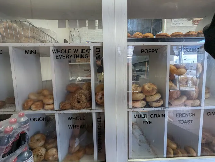 Kinderkamack Hot Bagels Picture 3