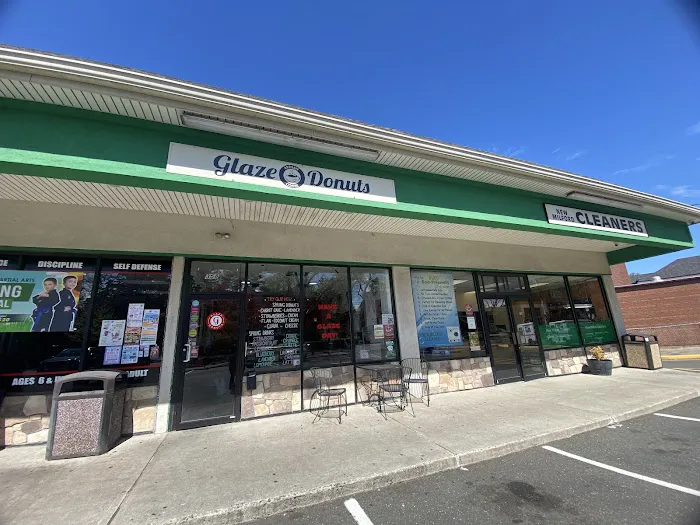 Glaze Donuts - New Milford Picture 3