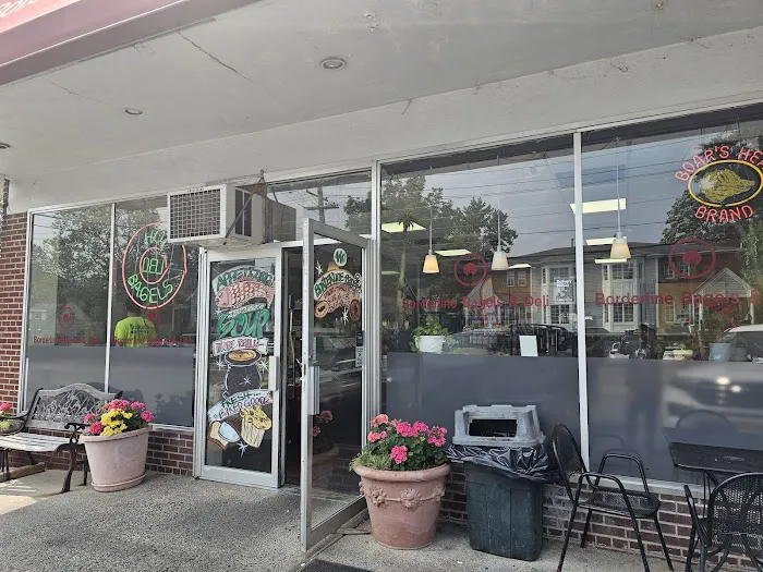 BorderLine Bagel & Deli Picture 7