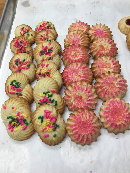 Dawn’s Bakery Picture 1